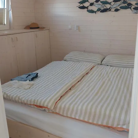 Neu!!! Hausboot Sommerhuset Σπίτι διακοπών Heiligenhafen